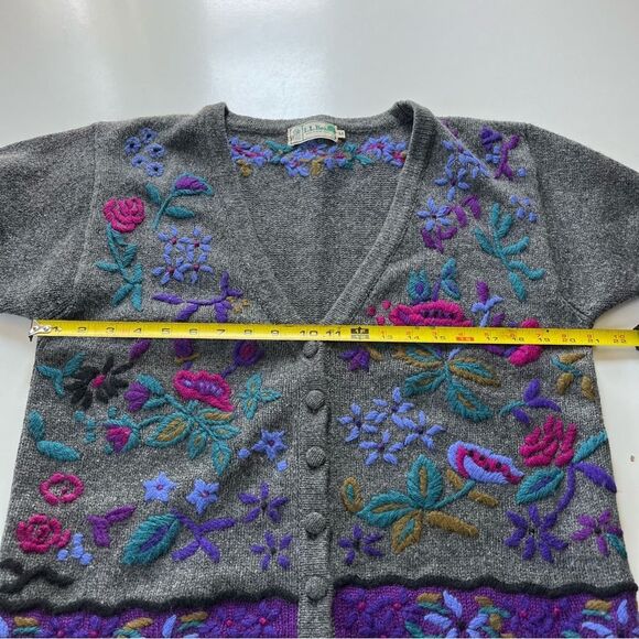 L.L Bean Vintage 80’s Floral Wool Sweater Medium - Picture 10 of 12